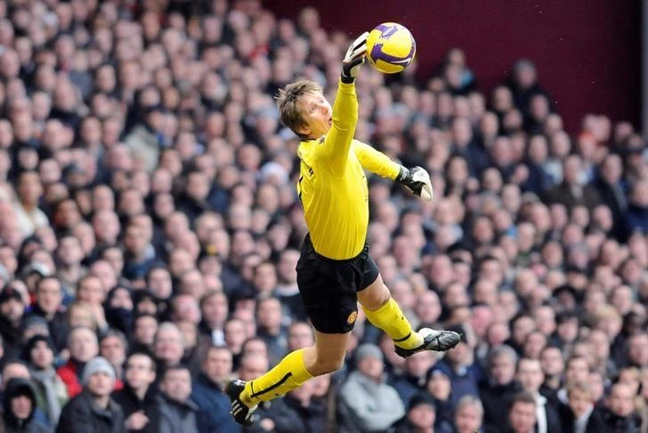 Edwin van der Sar is the best goalkeeper of the Netherlands team